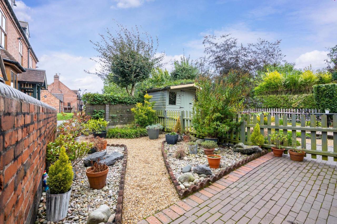 The Pigsty - 3 Bedroom Barn Conversion Coventry Exterior photo